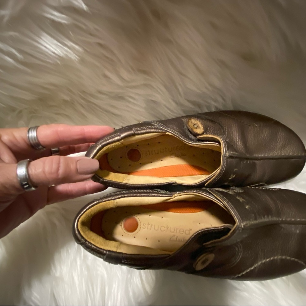 Clarks Un-Structured Un-Loop Slip-On Shoes 5.5 Br… - image 4